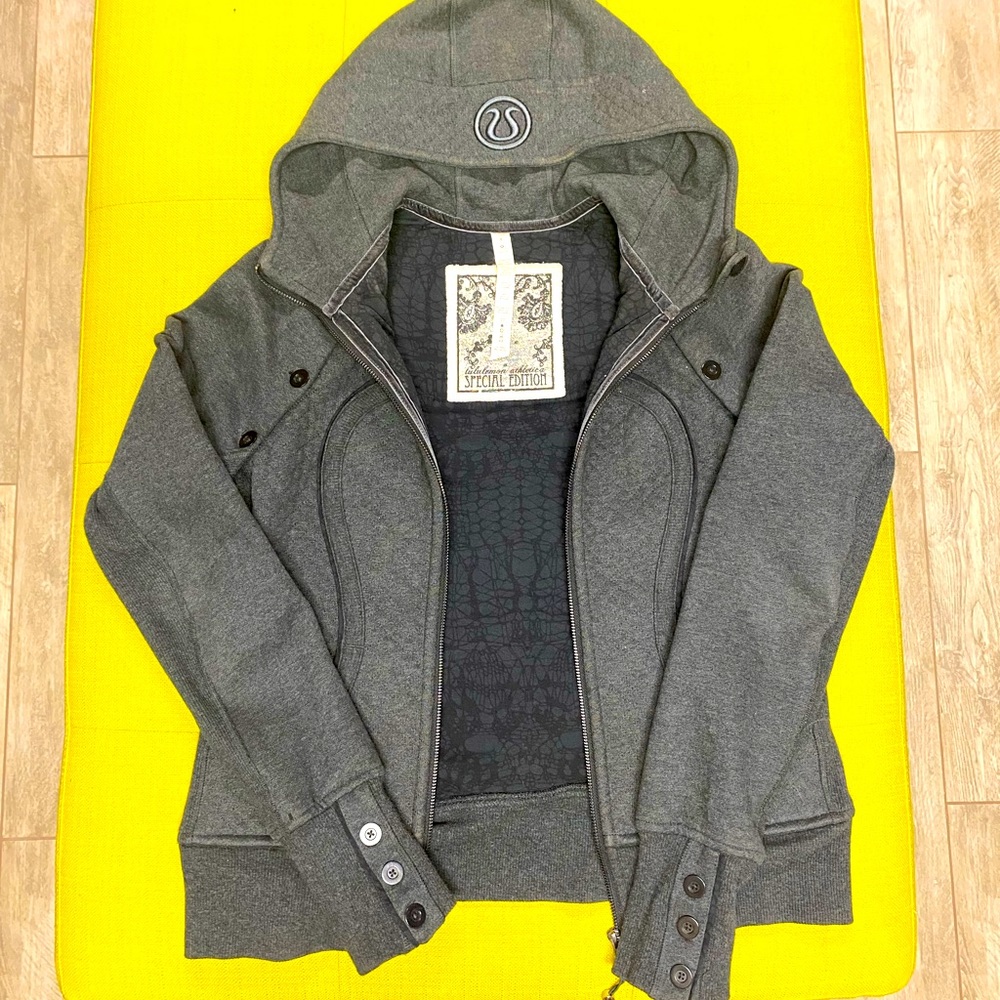 Lululemon Special Edition Winter Sweater Jacket